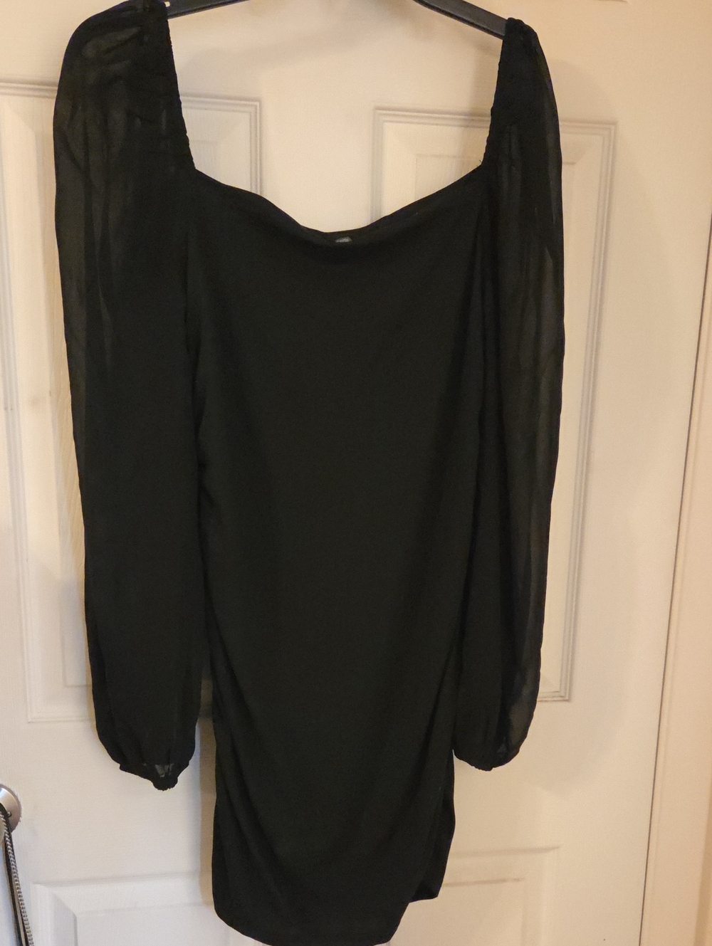Black Long-Sleeve Square Neck Mini Dress